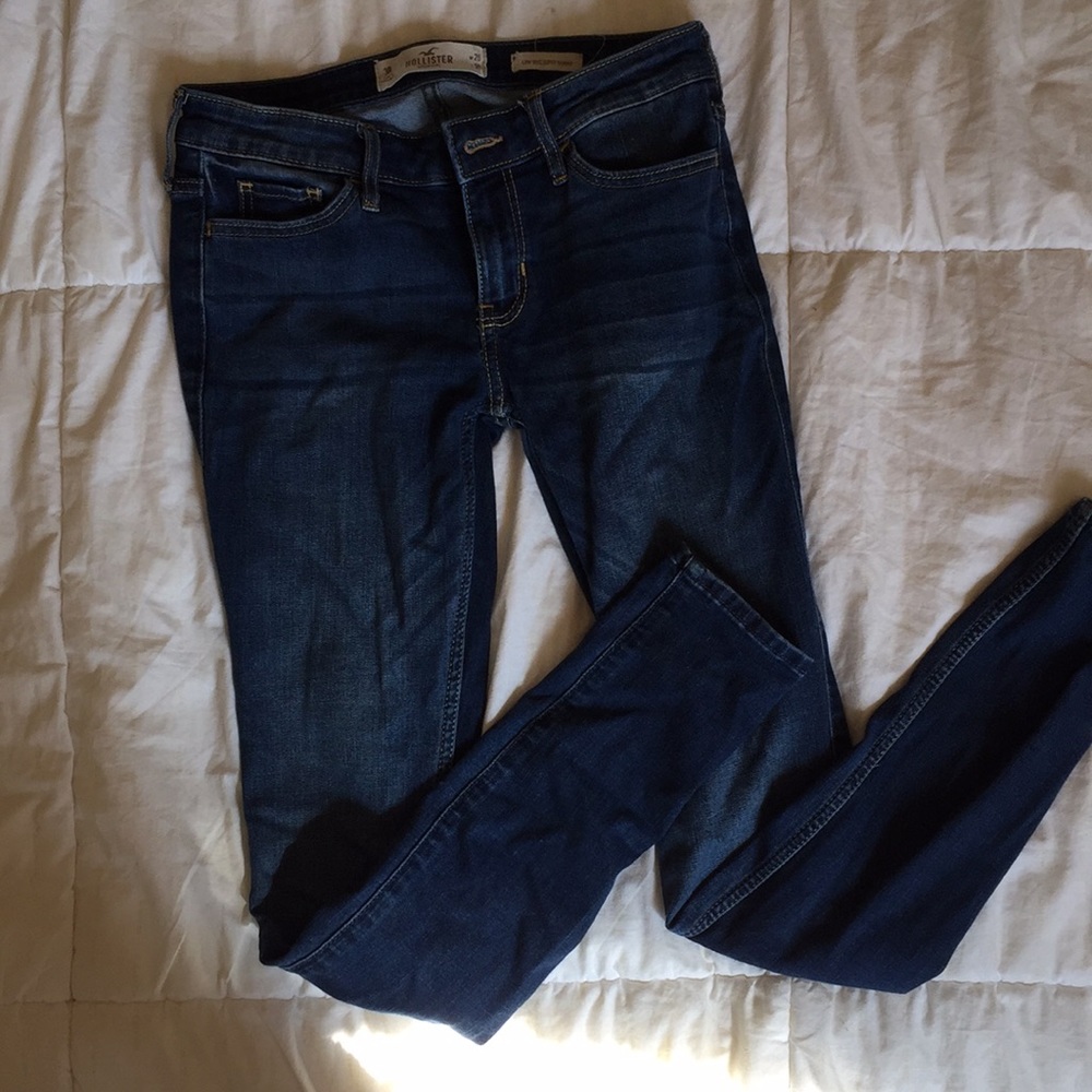 Hollister skinny jeans